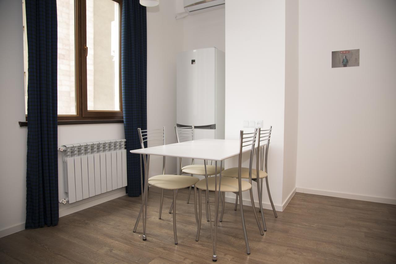 Apartments On Mashtots By Picnic Γιερεβάν Εξωτερικό φωτογραφία