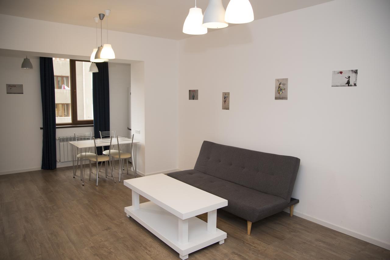 Apartments On Mashtots By Picnic Γιερεβάν Εξωτερικό φωτογραφία