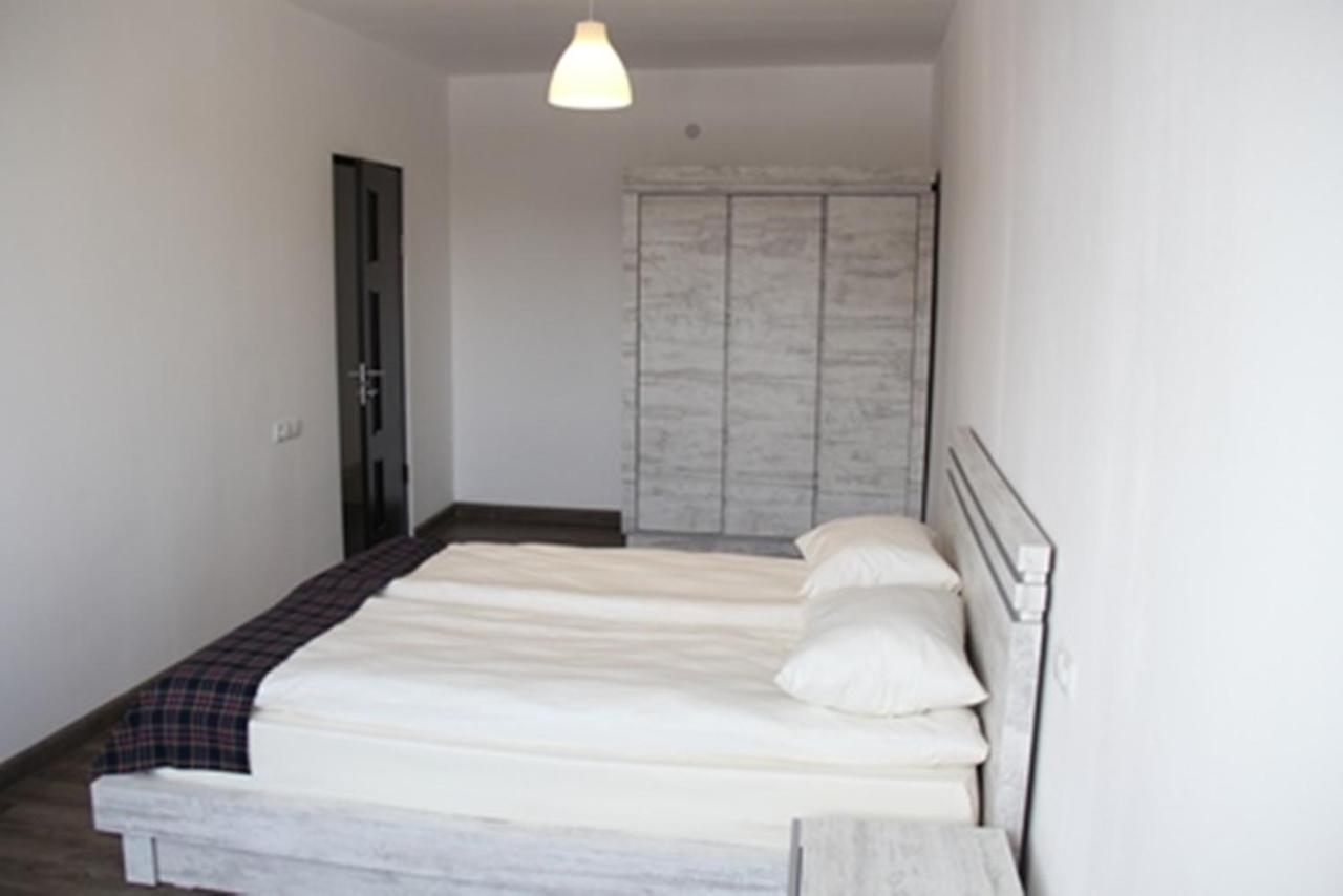 Apartments On Mashtots By Picnic Γιερεβάν Εξωτερικό φωτογραφία